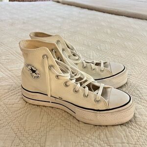 Platform Converse